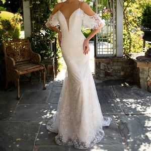 Val Stefani Ivovy Sparkly Floral Mermaid Wedding Dress
